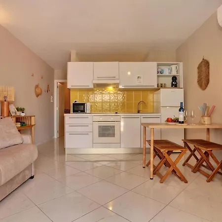 Apartamento Apart. Relajante 1 Hab Con Piscina Climatizada Y Aire Acondicionado - Es-347-46 *